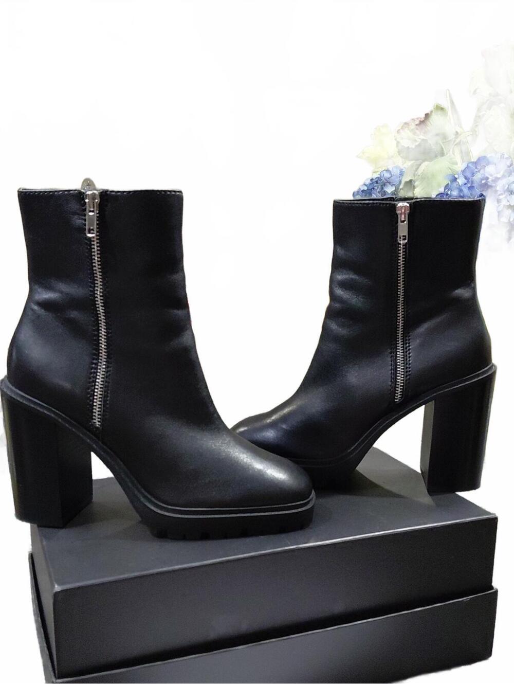 "Chelsea & Violet",Double-Zipped Lugged Booties, Gen. Leather. 4in Heel, Mint!